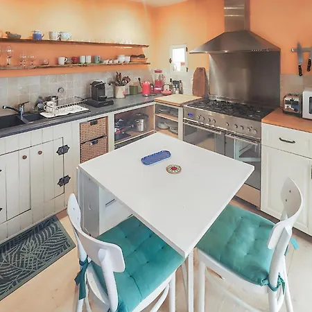 2 Bedroom Beautiful In Cessenon-sur-Orb
