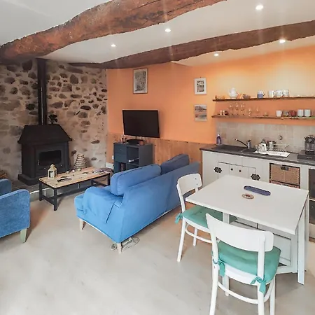 Amazing In Cessenon-sur-Orb