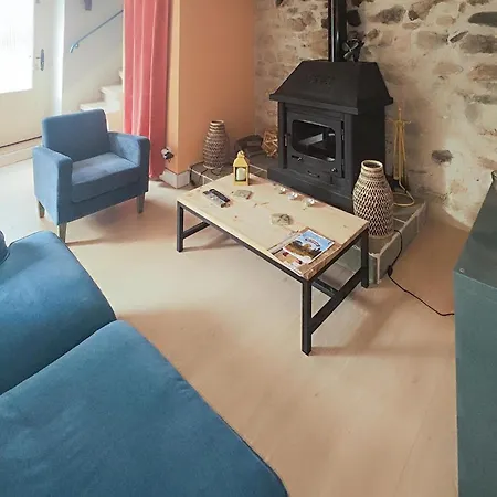 2 Bedroom Beautiful In *